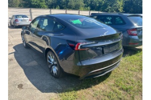 Tesla Model 3 Long Range